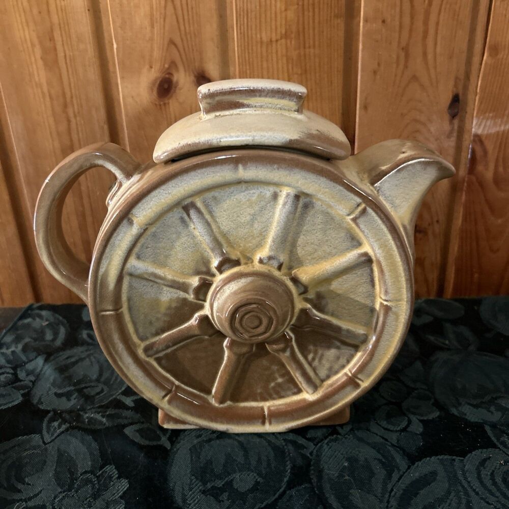 Vintage MCM Frankoma Pottery Wagon Wheel Teapot 94T Desert Gold Red Clay USA